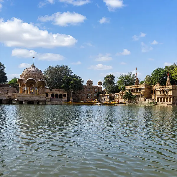 gadisar lake jaisalmer