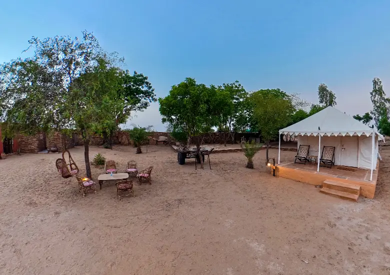 Luxury Swiss Tent in Jaisalmer 1 luxury swiss tent damodra desert camp exterior and outdoor sitting