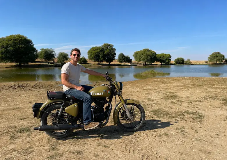 motorbiking tours in jaisalmer with damodra desert camp