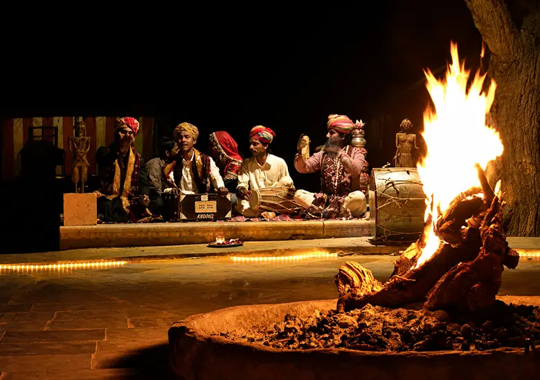 rajasthani folk music programme at damodra desert camp jaisalmer
